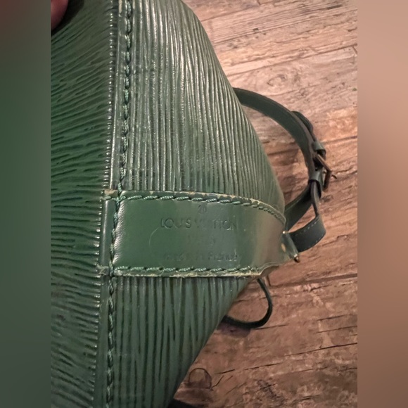 Louis Vuitton Petit Noe Green Epi Bag - Picture 8 of 16